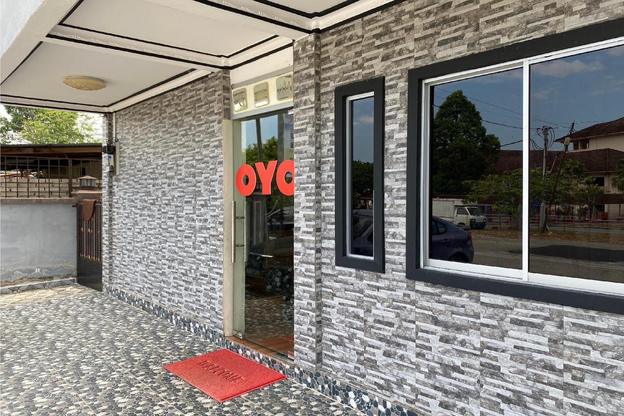 Oyo 90205 Bayu Sintok Motel Changlun Exterior photo