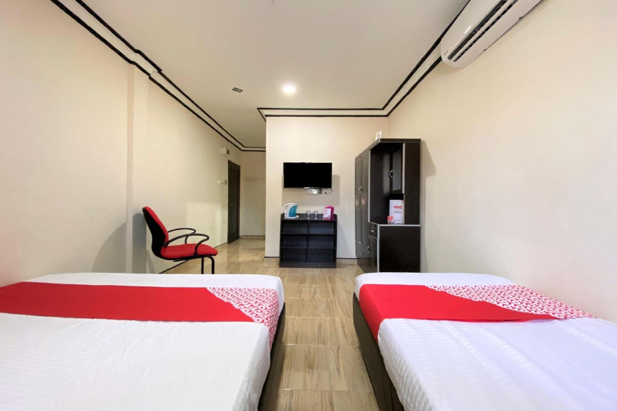 Oyo 90205 Bayu Sintok Motel Changlun Exterior photo