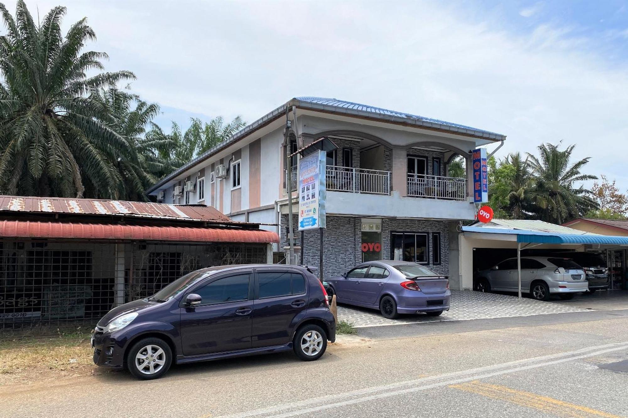 Oyo 90205 Bayu Sintok Motel Changlun Exterior photo